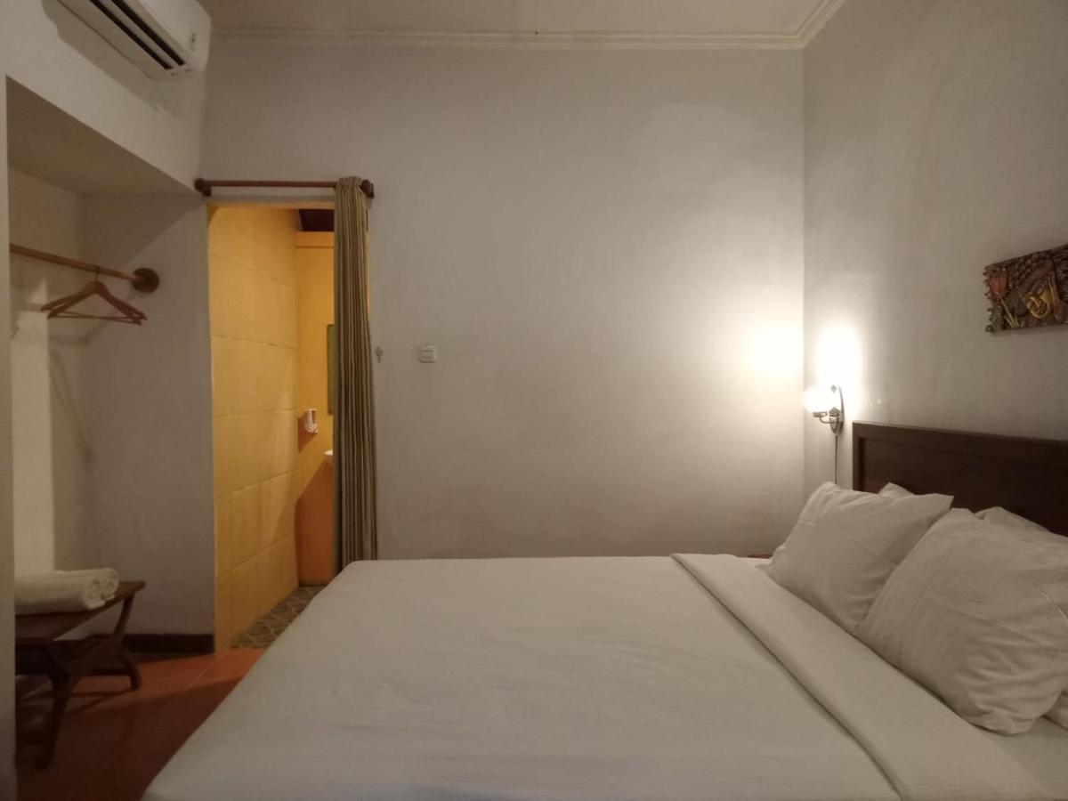Yellow Bridge Guest House Nusa Lembongan  Exterior photo
