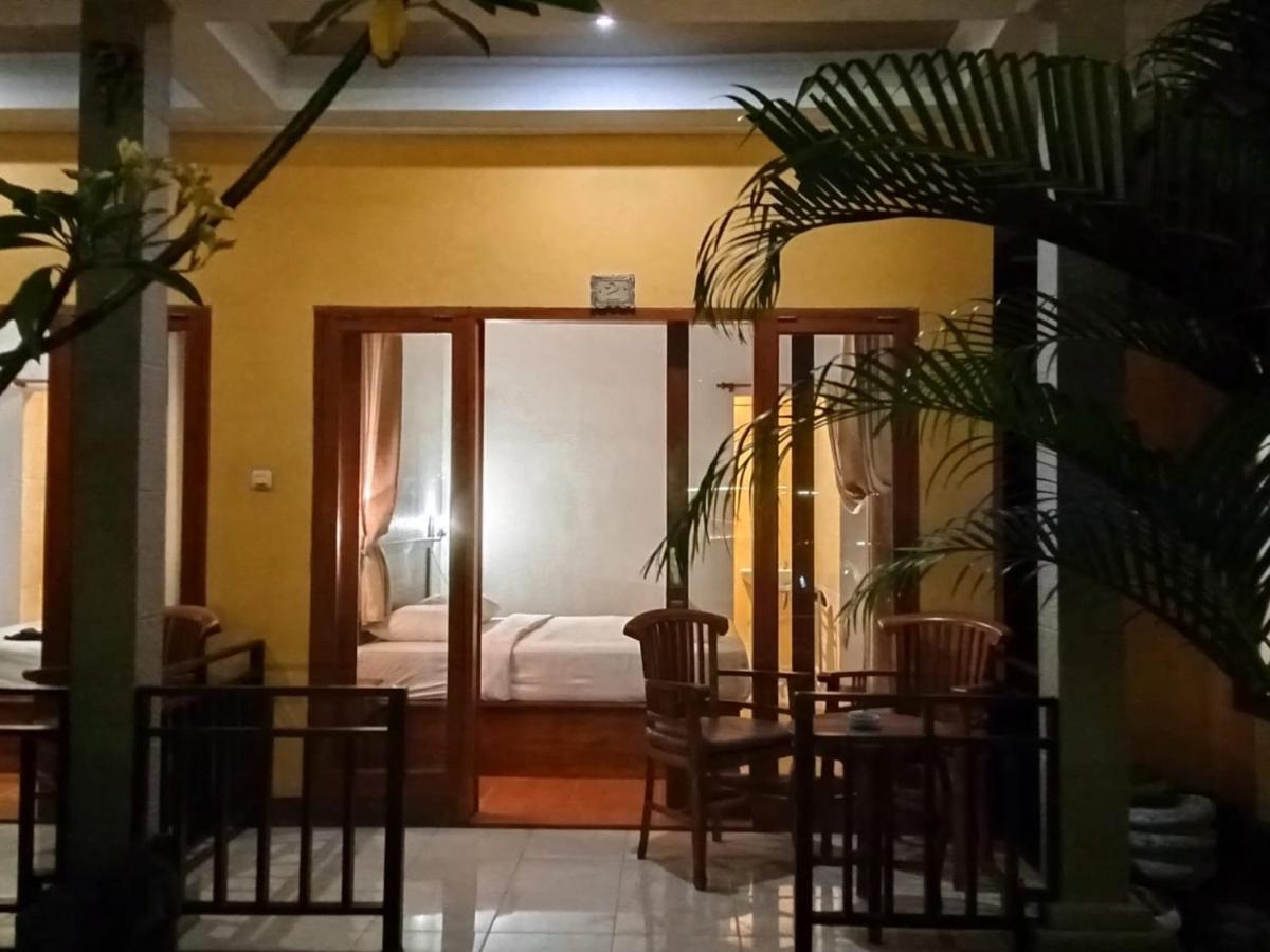 Yellow Bridge Guest House Nusa Lembongan  Exterior photo