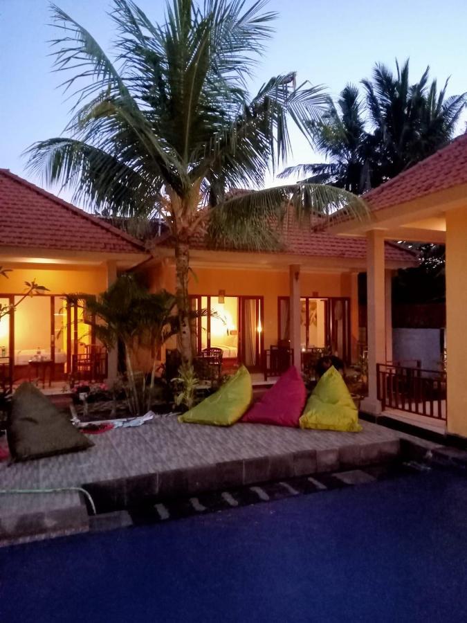 Yellow Bridge Guest House Nusa Lembongan  Exterior photo