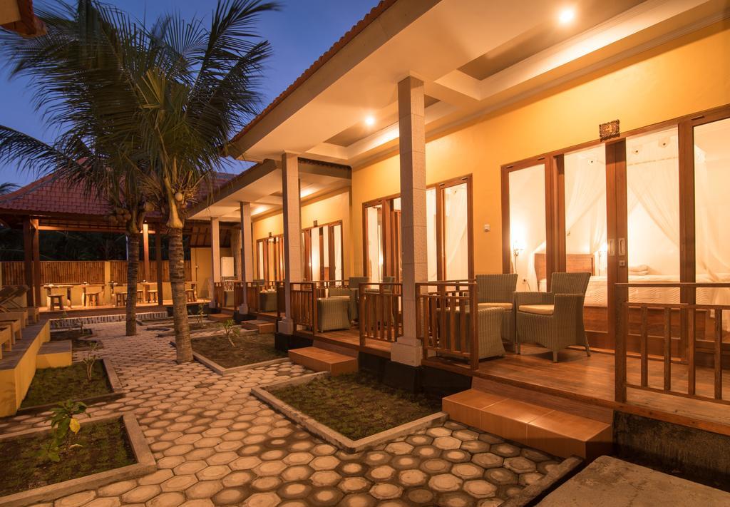 Yellow Bridge Guest House Nusa Lembongan  Exterior photo